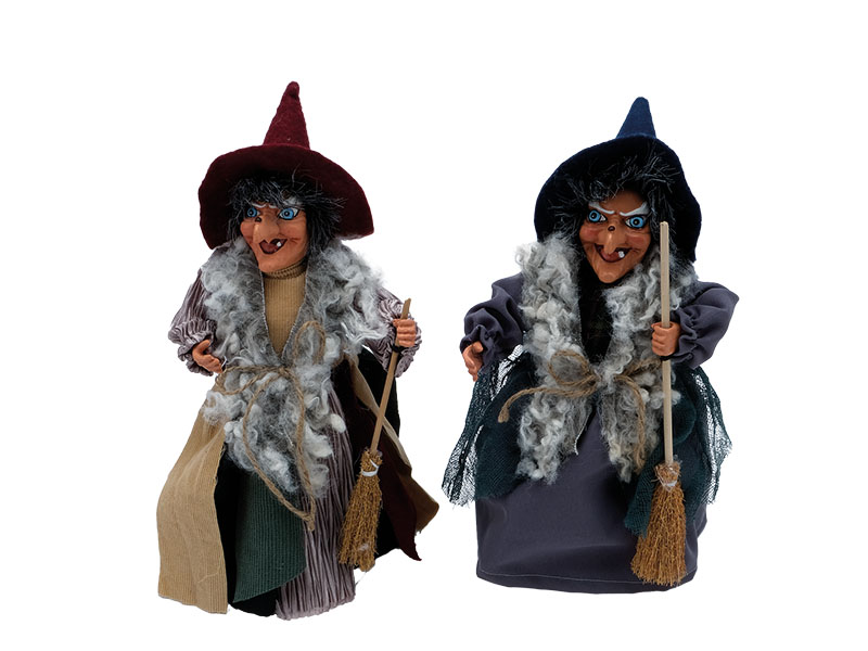 Hexe aus Poly stehend Ø10x22cm    Hexe aus Poly stehend Ø10x22cm