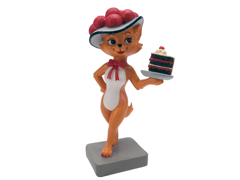 Poly fox "BOLLIE" with Black Forest cake 8x7,5x16cm Poly fox "BOLLIE" with Black Forest cake 8x7,5x16cm
