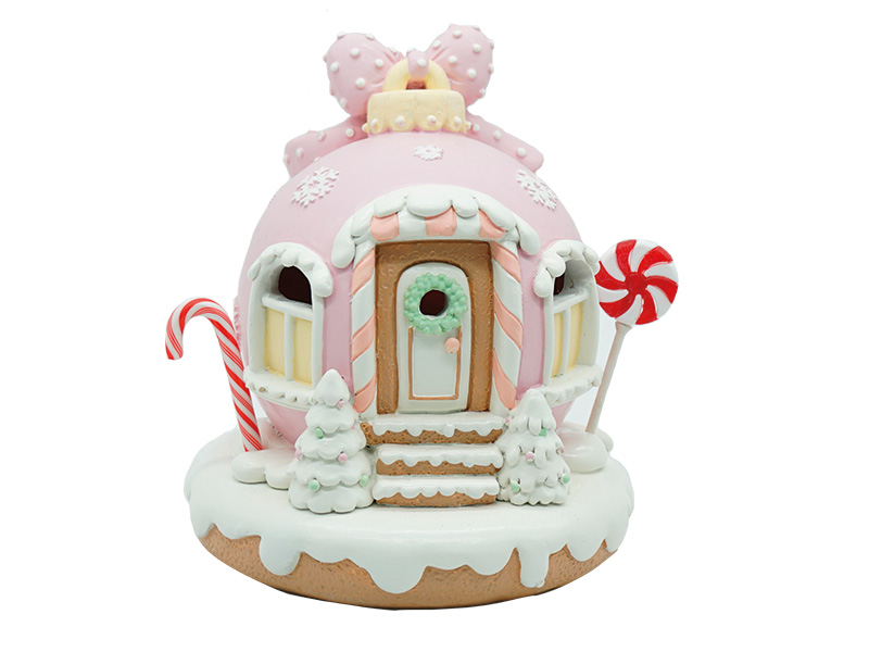 Poly candy house 13,5x12x16,5cm, with LED