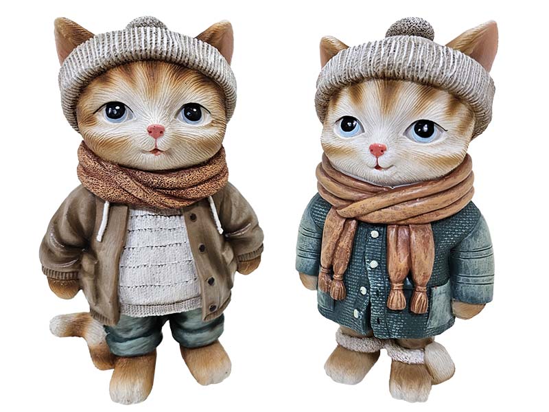 Katze mit Winterkleidung aus Poly 8x6x15cm   