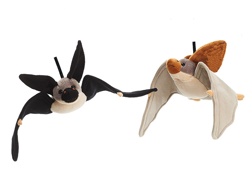 Fledermaus aus Plüsch, 44x18x5cm    Fledermaus aus Plüsch, 44x18x5cm